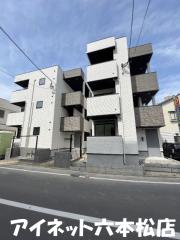 地下鉄七隈線六本松駅まで徒歩32分