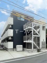 ラウレアファースト