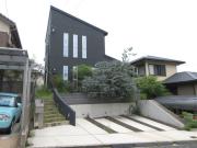 近鉄京都線高の原駅までバス約6分 徒歩6分