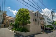 ＪＲ総武線（各駅停車）信濃町駅まで徒歩7分