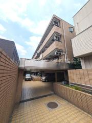 シャロン川口