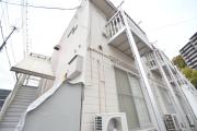 広島電鉄宮島線山陽女学園前駅まで徒歩15分