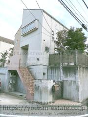 クラウンテラスA