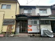 衣摺4丁目の長屋
