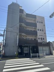メゾンラピス