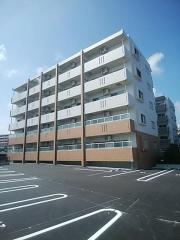 ＪＲ日豊本線宮崎駅まで徒歩19分