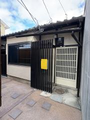 京大や吉田神社近くの路地奥リフォーム戸建