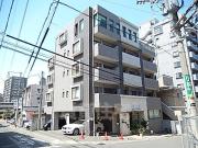 西鉄天神大牟田線西鉄平尾駅まで徒歩8分