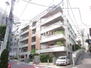 ＪＲ山手線新宿駅まで徒歩7分