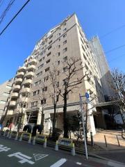 東京メトロ丸ノ内線新宿御苑前駅まで徒歩4分