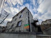 小田急小田原線東海大学前駅まで徒歩8分