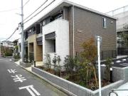 ブルーライン戸塚駅までバス約12分 徒歩3分