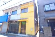 城垣町11-8貸家