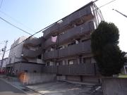 ＪＲ山陽本線明石駅までバス約17分 徒歩4分