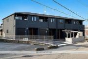 ＪＲ紀勢本線和歌山市駅までバス約9分 徒歩8分