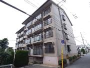 地下鉄西神・山手線伊川谷駅まで徒歩38分