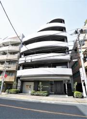 京王線調布駅まで徒歩8分