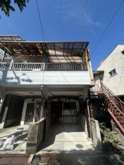 四條畷市美田町2-9 テラス