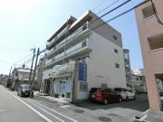 近鉄南大阪線藤井寺駅まで徒歩13分