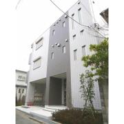 ＪＲ山手線原宿駅まで徒歩2分