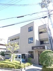 大阪モノレール本線山田駅まで徒歩8分