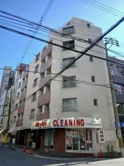 地下鉄四つ橋線四ツ橋駅まで徒歩6分