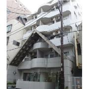 ベルク泉町
