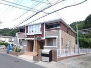 ＪＲ東海道本線大船駅までバス約18分 徒歩2分
