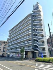 ロワイヤルヒルズ壱番館