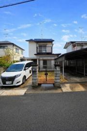 志染町中自由が丘2丁目貸家