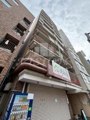 地下鉄御堂筋線大国町駅まで徒歩1分