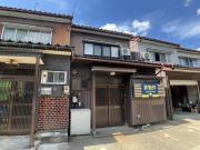 高岡市上北島156番3貸家