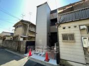 京阪本線伏見稲荷駅まで徒歩5分