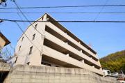 広島電鉄宮島線草津駅まで徒歩10分