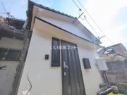 石崎皆実町貸家