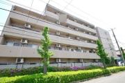 ＪＲ中央線三鷹駅までバス約23分 徒歩2分