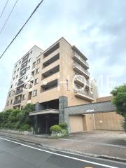ＪＲ中央線吉祥寺駅までバス約13分 徒歩3分