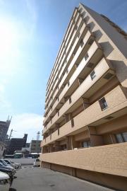 広島電鉄本線観音町駅まで徒歩7分