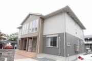 小田急小田原線本厚木駅までバス約21分 徒歩7分