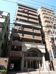 地下鉄七隈線渡辺通駅まで徒歩7分