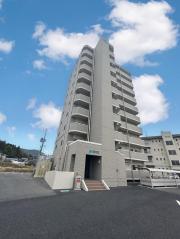 グラード西川津