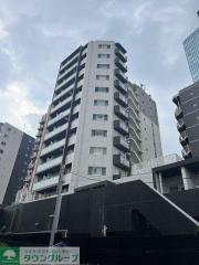 東京メトロ丸ノ内線西新宿駅まで徒歩8分