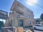 ロイヤルズマンション戸祭
