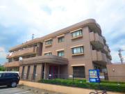 アドリエンヌ川口