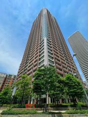 THE KOSUGI TOWER