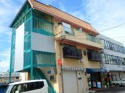 近鉄橿原線橿原神宮前駅まで徒歩2分