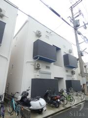 近鉄難波・奈良線八戸ノ里駅まで徒歩15分