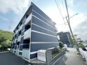 ブルーライン戸塚駅までバス約12分 徒歩1分