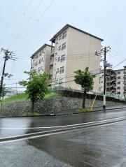 白川台農住団地A棟