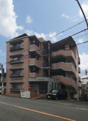 西鉄天神大牟田線西鉄平尾駅まで徒歩15分